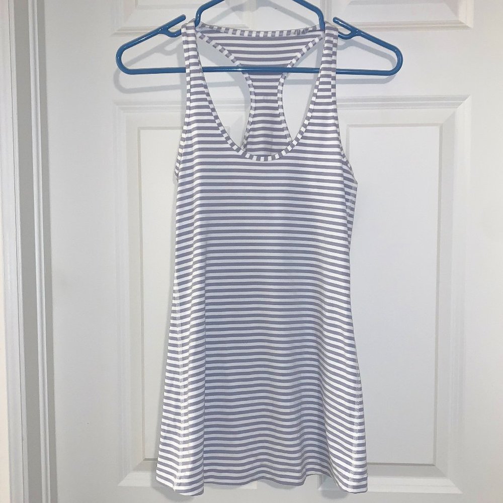 Lululemon Fitted Racerback - Small
